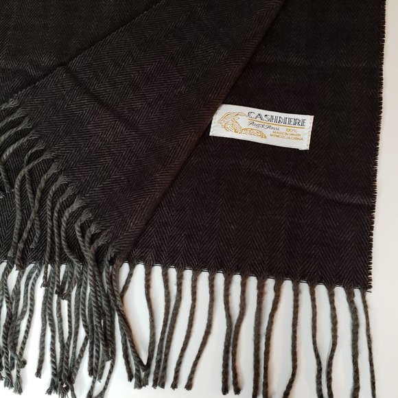 Other - 🖤 BLACK FRIDAY PRICE 🖤 NWOT 100% Cashmere Scarf